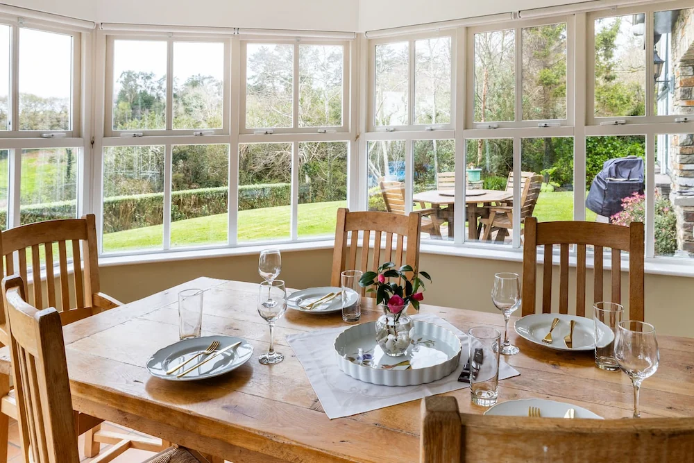 Secluded Cottage With Private Pool (1)